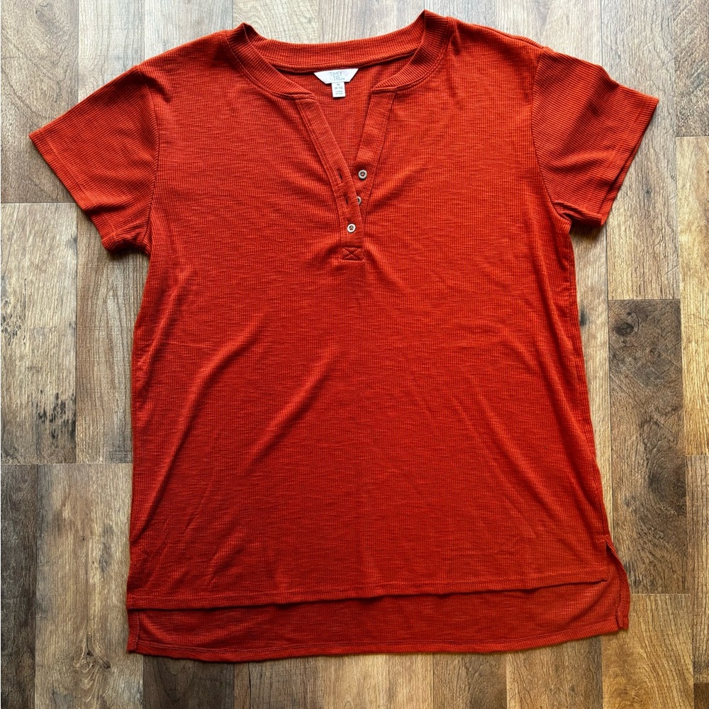 Time and Tru Burnt Orange Ribbed Short Sleeve Top